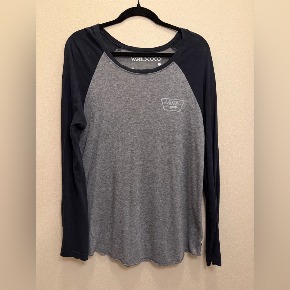 gray and black vans long sleeve tee